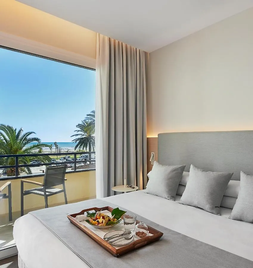 Hotel Restaurant Ceferino Vilanova i la Geltru 3*,