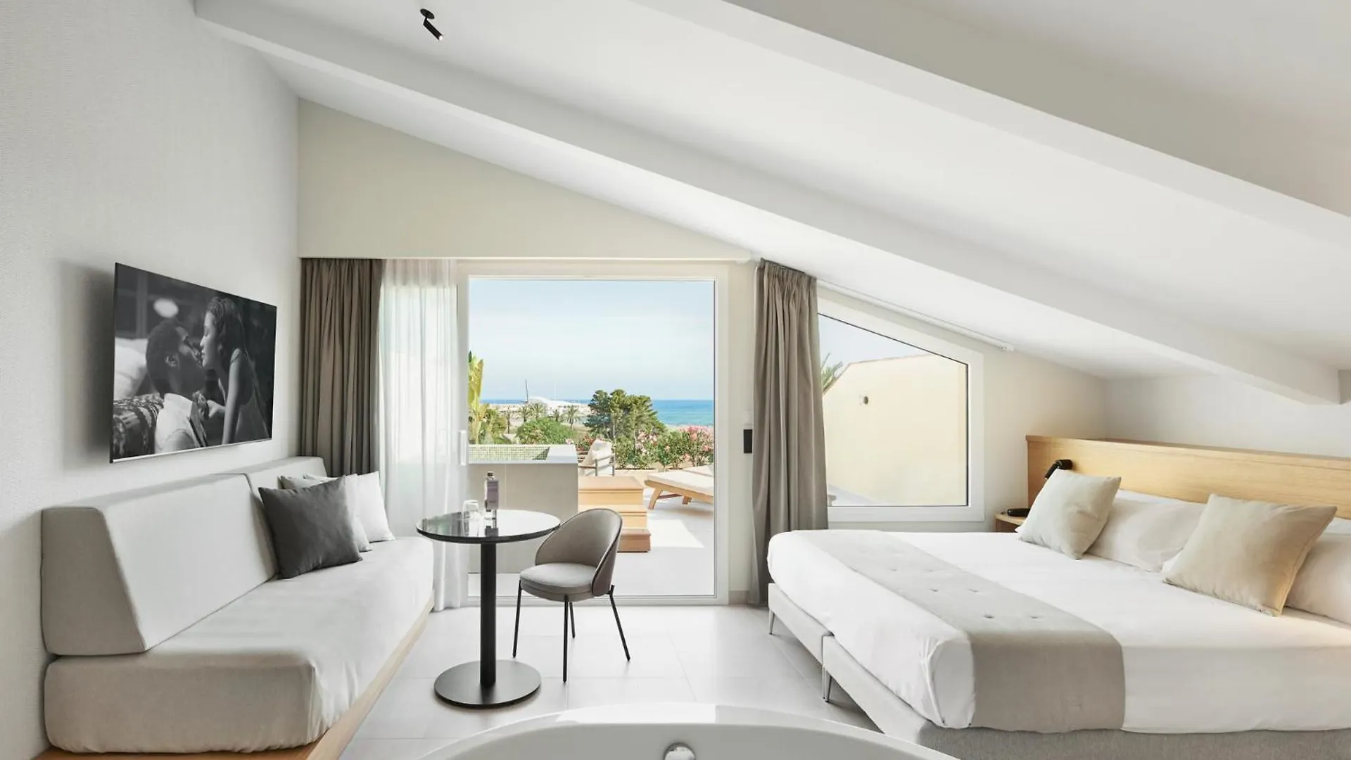Hotel Restaurant Ceferino Vilanova i la Geltru 3*,